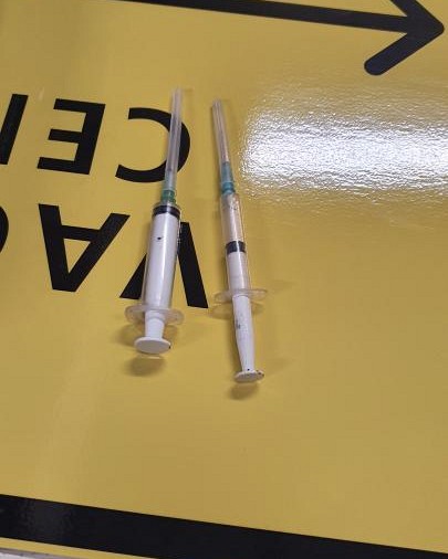 Retractable syringe plastic