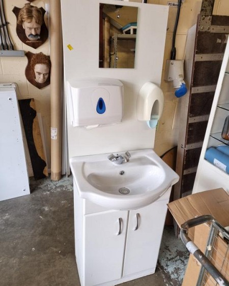 Sink unit with soap and dispenser 