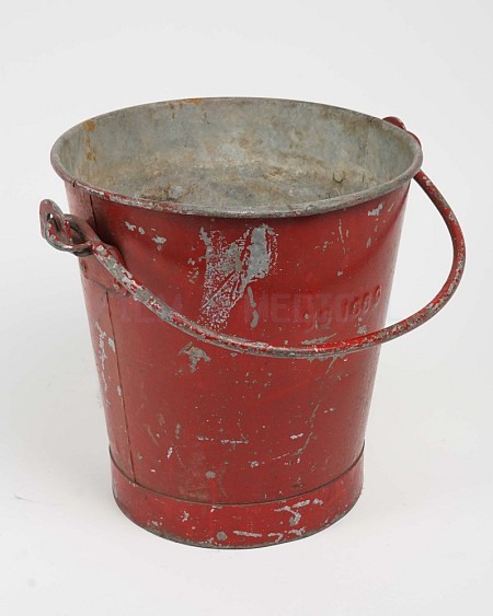 Period Red Bucket 