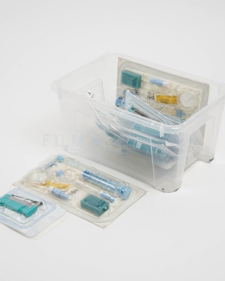 Clear Container Dressed Syringe In Packet