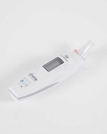 Ear thermometer 