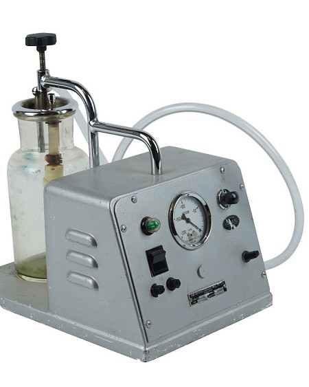 Period Vacuum Pump