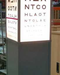 Illuminated rotary eye chart
