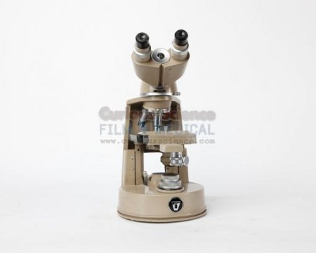 Microscope