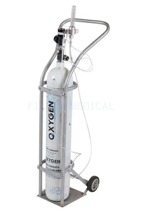 Large Green oxygen tank | FILM MEDICAL