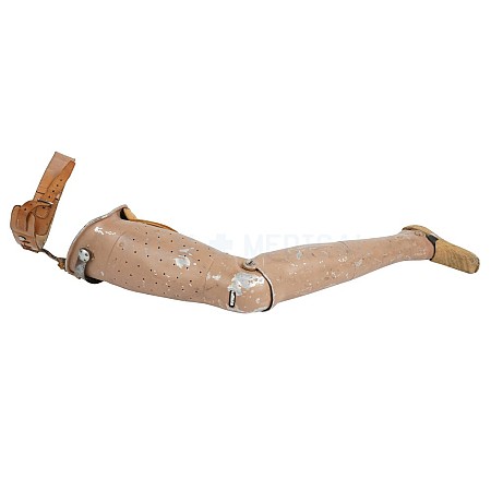 Prosthetic Leg With Waist Belt