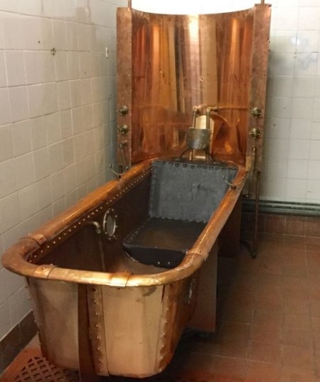 Copper bath and shower film prop