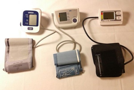 Desk Top Blood Pressure machine (practical)